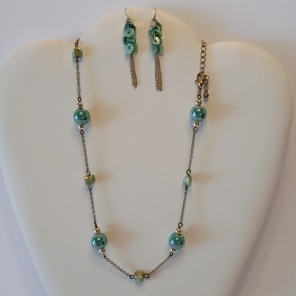 Beautiful 22" Adjustable Ceramic Glass Shiny Aqua Blue Necklace 3" Hook Earrings